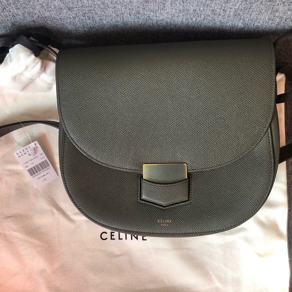 ❌SOLD❌Celine Trotteur Medium - Picture 2 of 8